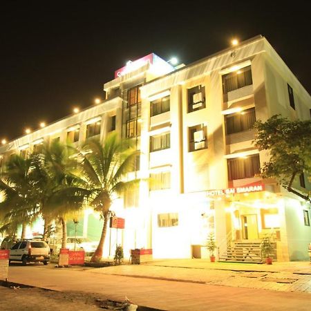 Hotel Sai Smaran Shirdi Bagian luar foto