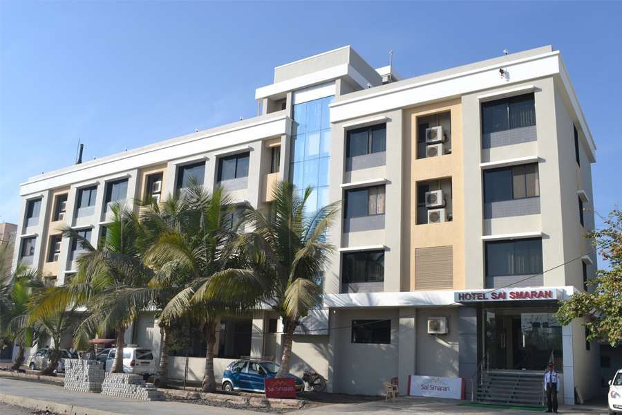 Hotel Sai Smaran Shirdi Bagian luar foto