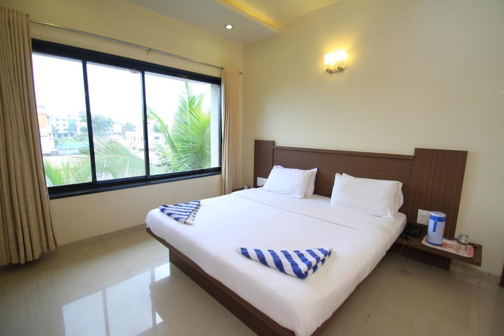 Hotel Sai Smaran Shirdi Ruang foto