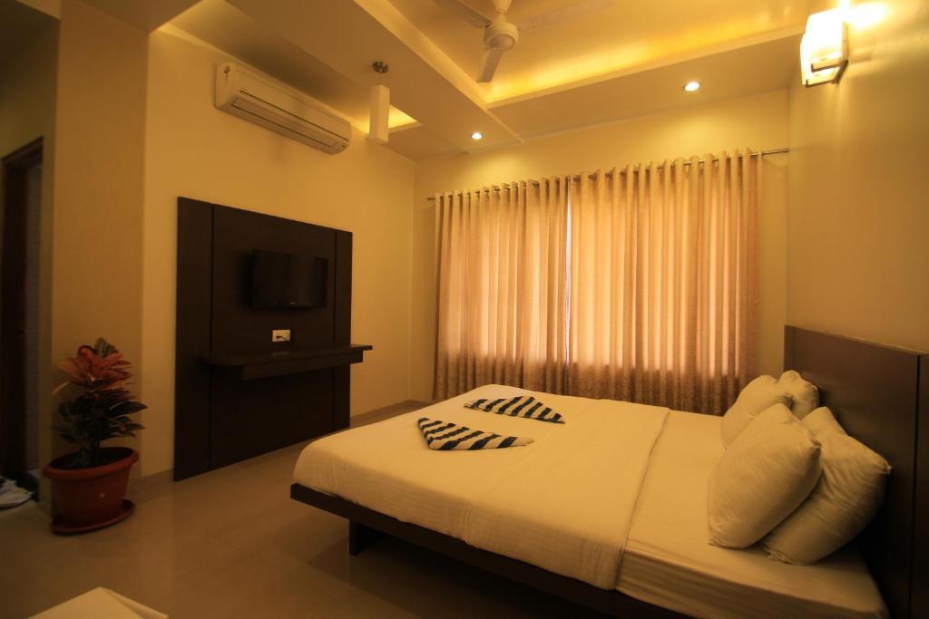 Hotel Sai Smaran Shirdi Ruang foto