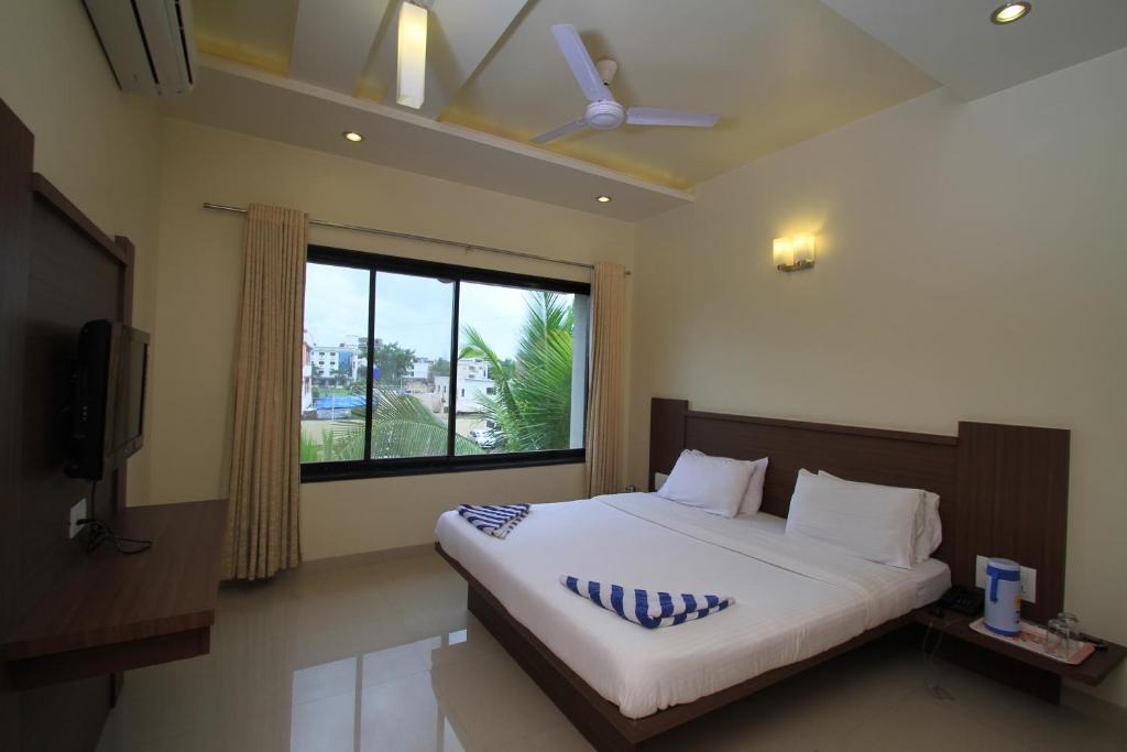 Hotel Sai Smaran Shirdi Ruang foto