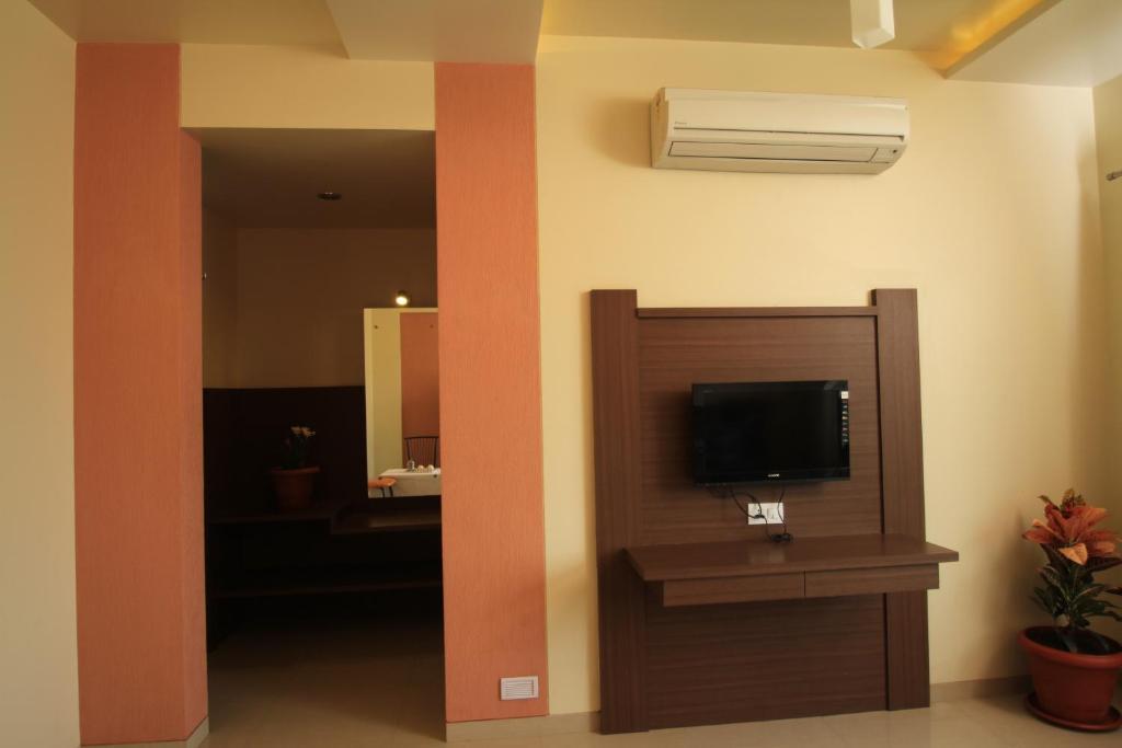 Hotel Sai Smaran Shirdi Ruang foto